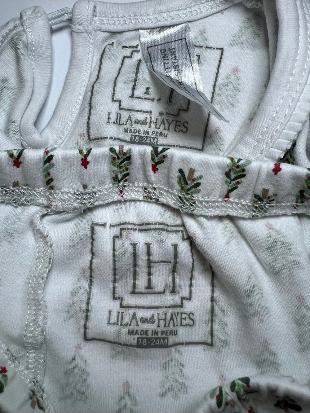 Lila and Hayes Grayson Kids White Christmas Tree Print Pajama Set size 18-24 M